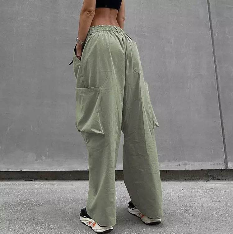 Leah shops cargo pants